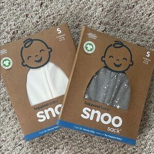 Happiest Baby Snoo Sack - Organic Cotton White and Gray Bibs